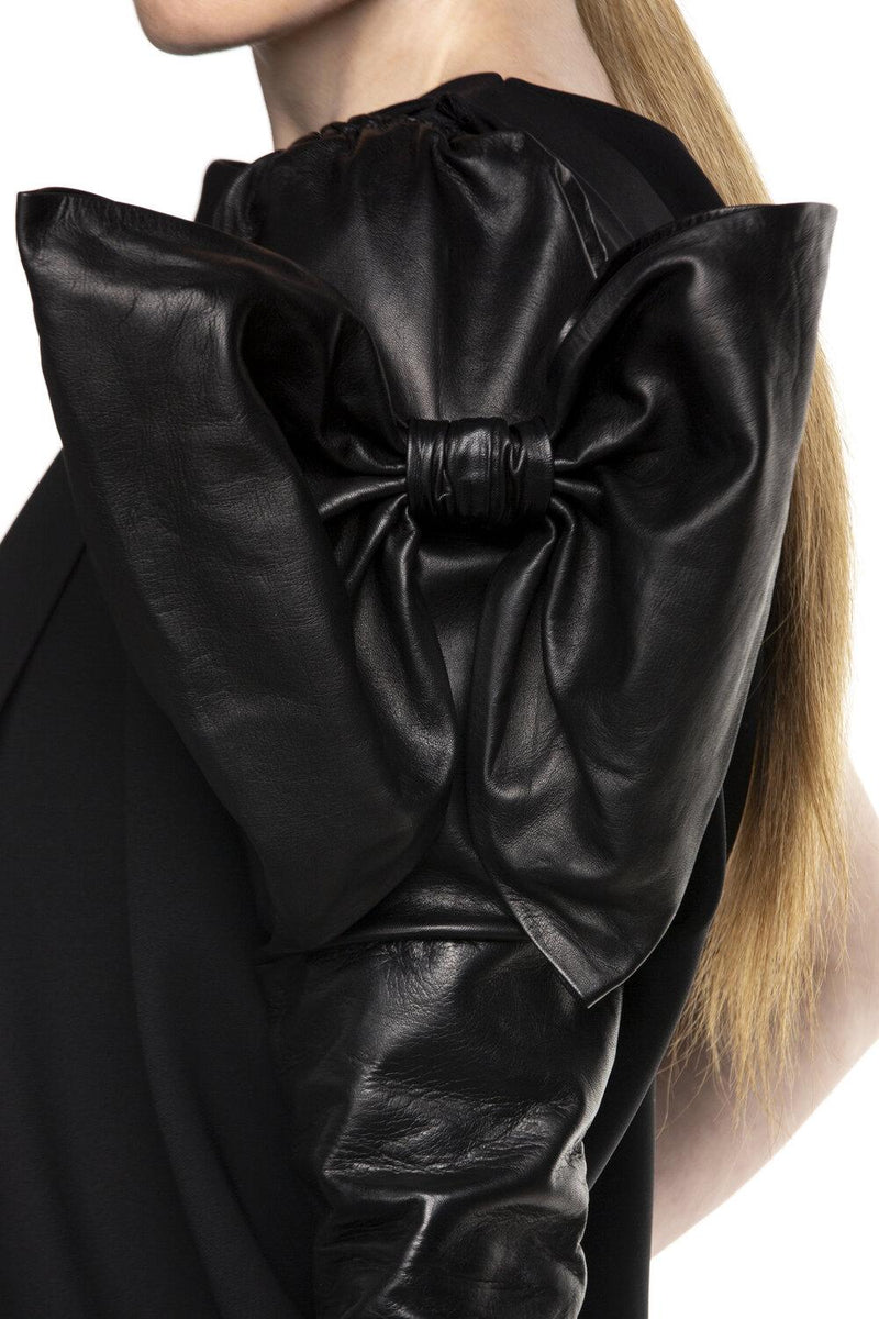 Lange schulterlange Lederhandschuhe für Damen - Lola Minnie Massive