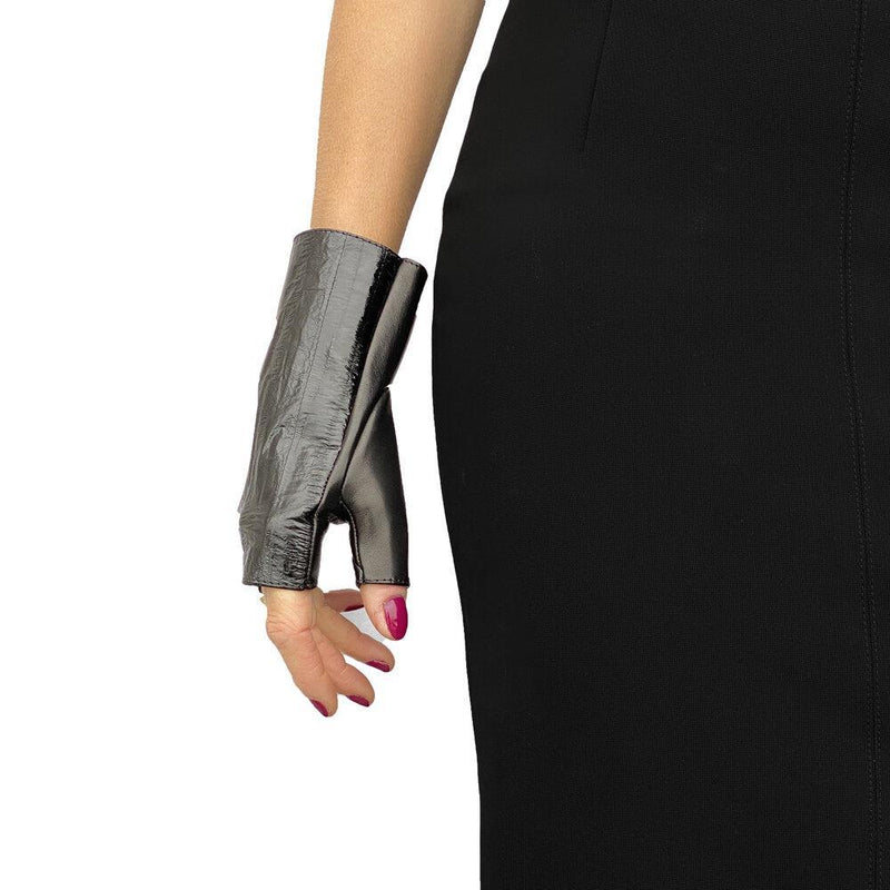 Fingerlose klassische Lederhandschuhe für Damen mit Rubinmanschette