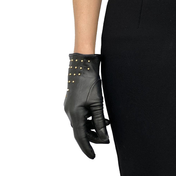 Nietenbesetzte Lederhandschuhe für Damen mit festgezogenen Handgelenksmanschetten - Winnie Wood